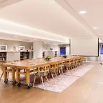 Radisson Blu Seaside Hotel, 4*