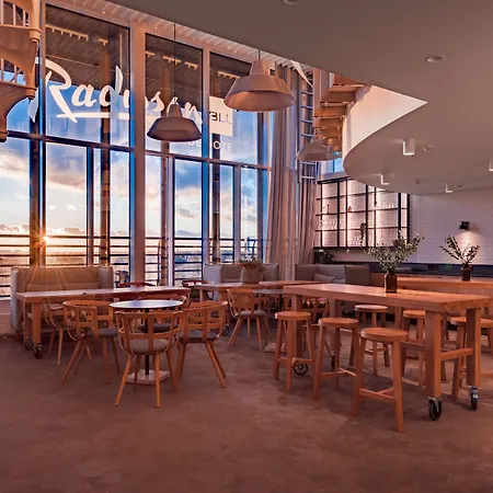 Radisson Blu Seaside Hotel, Hotel 4*
