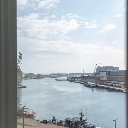 Отель Radisson Blu Seaside Hotel, 4*