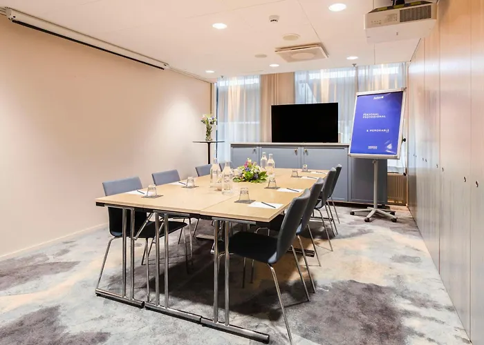 Szálloda Radisson Blu Seaside Hotel, 4*