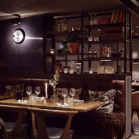 Hotel Radisson Blu Seaside Hotel, 4*