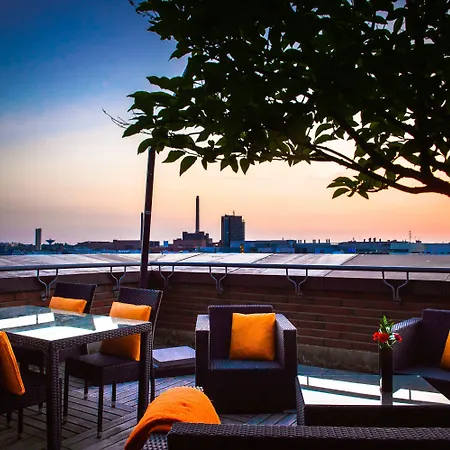 Radisson Blu Seaside Hotel, Hotelli 4*